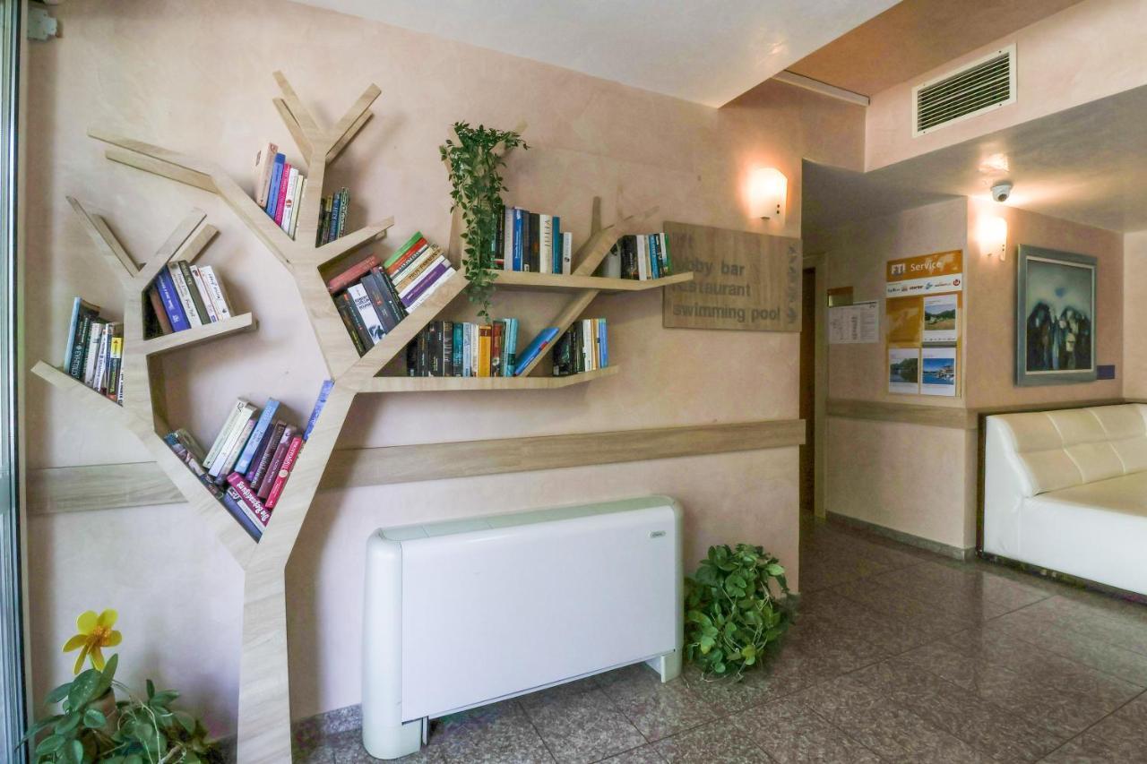 Paraiso Theopolis ابزور المظهر الخارجي الصورة